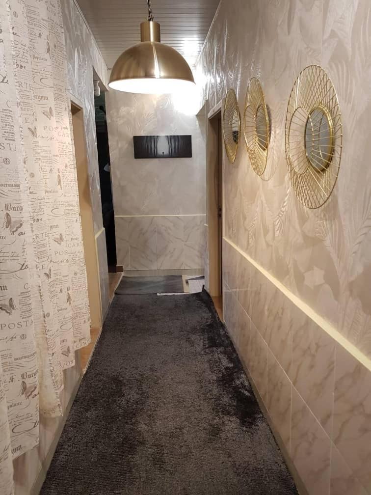 Nana Adu Guest House Koforidua Buitenkant foto